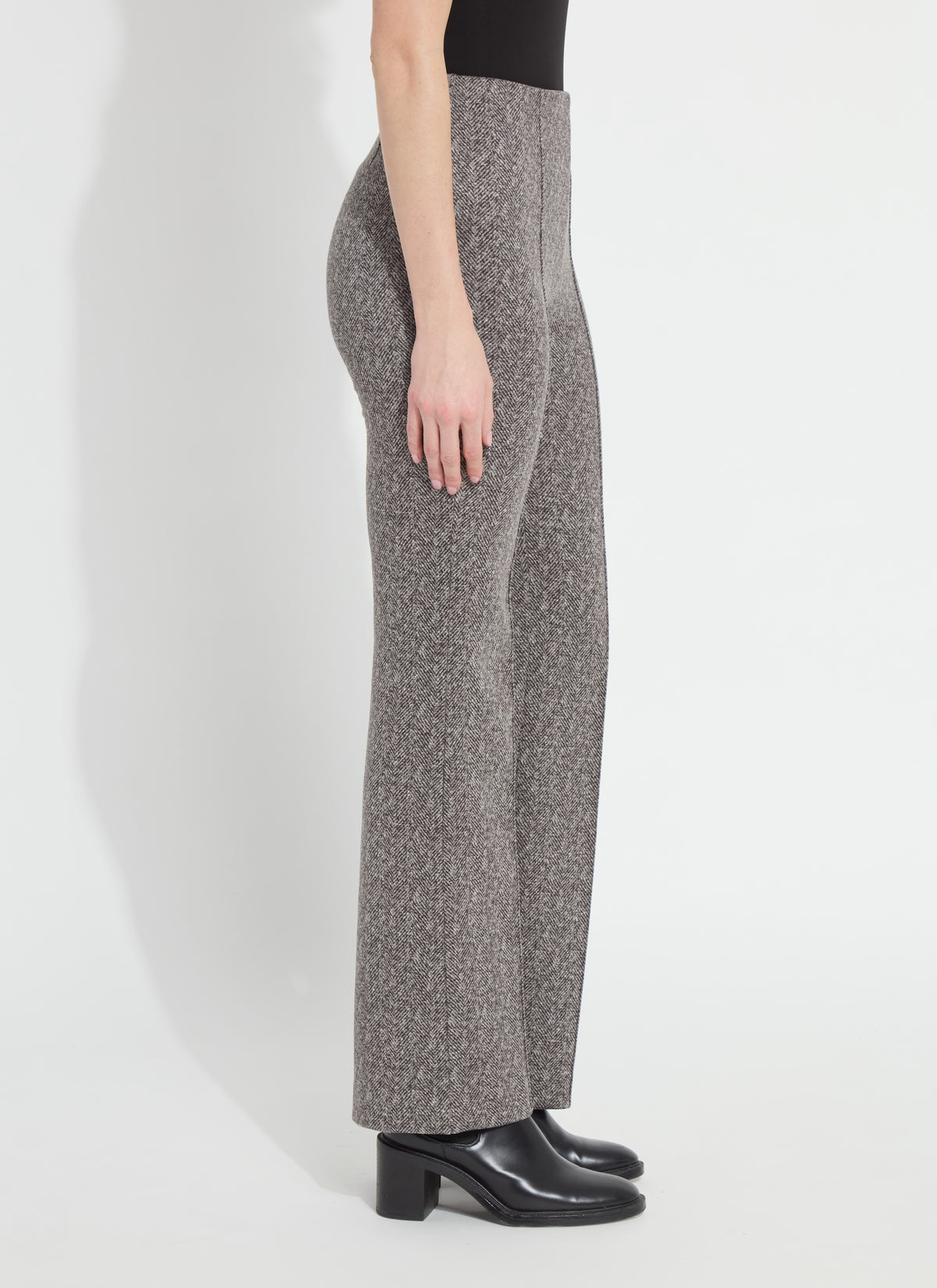 10-2338-M7-lysse-elysse-neoprene-pant-in-herringbone-1