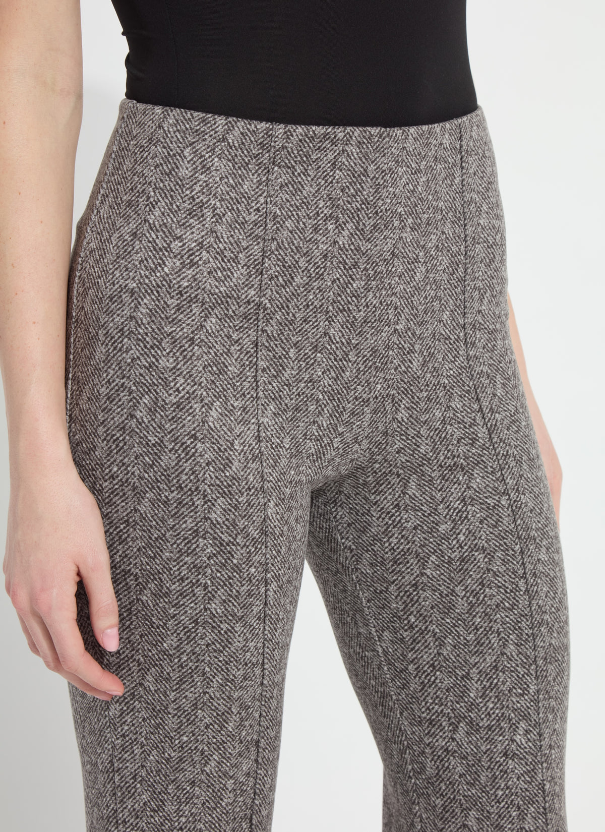 10-2338-M7-lysse-elysse-neoprene-pant-in-herringbone-1