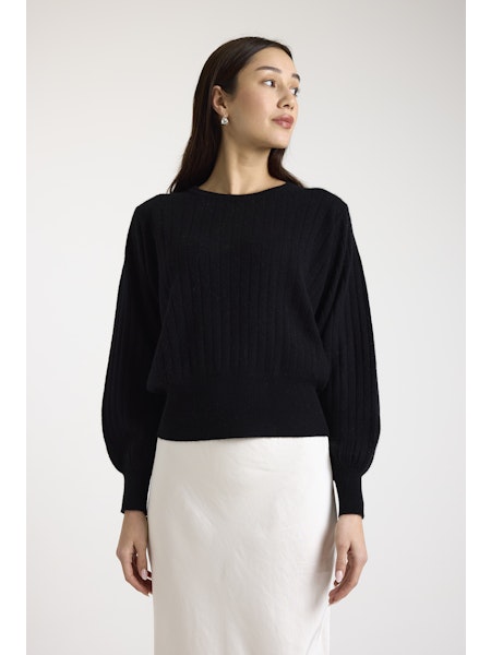 1025_1224-360-brodie-cashmere-pixie-crewneck-in-black-1