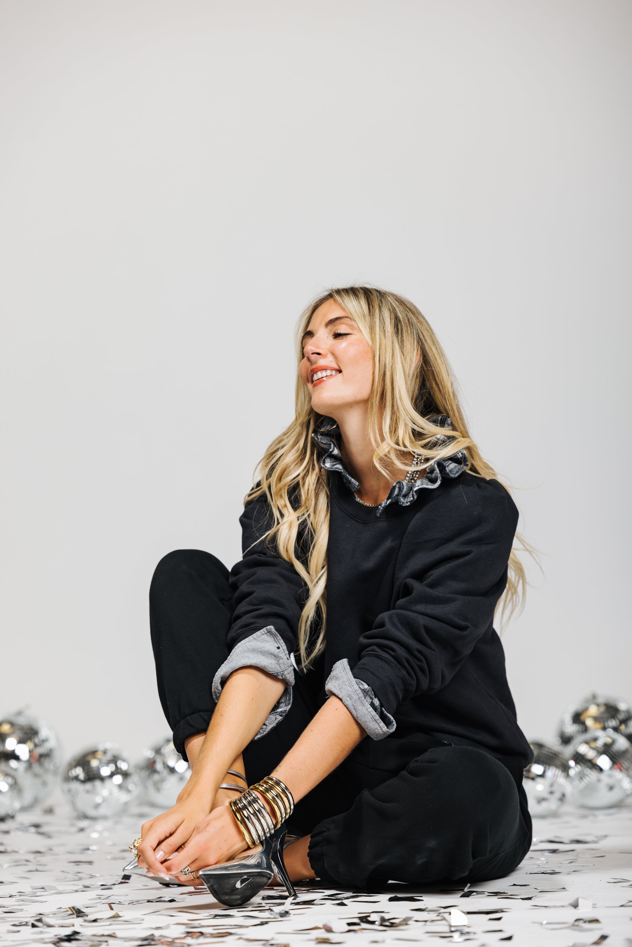 1047-kate-mchale-jenson-cooper-sweatshirt-in-black-1