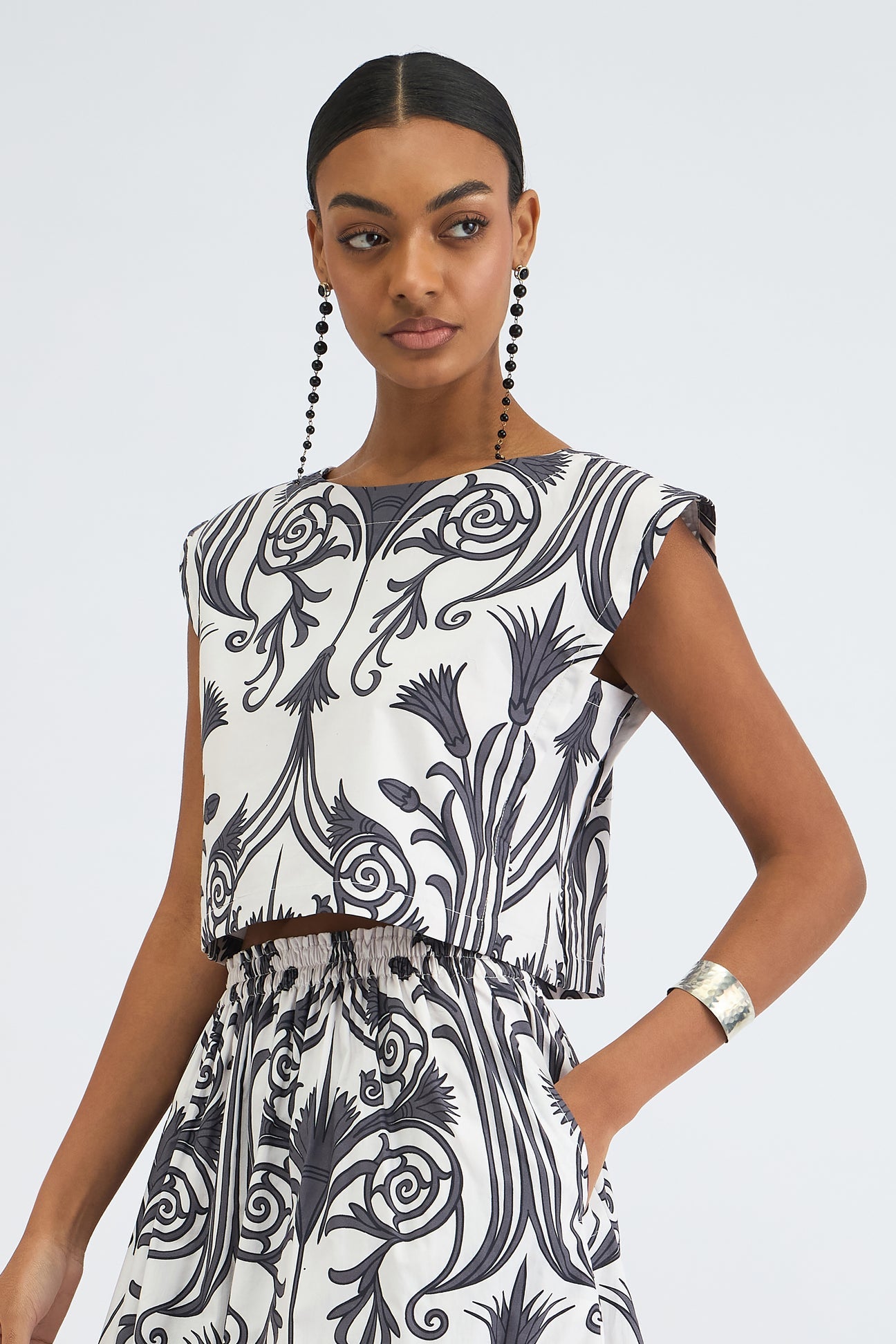 1077-beyond-by-vera-piper-top-in-iron-veil-charcoal-1