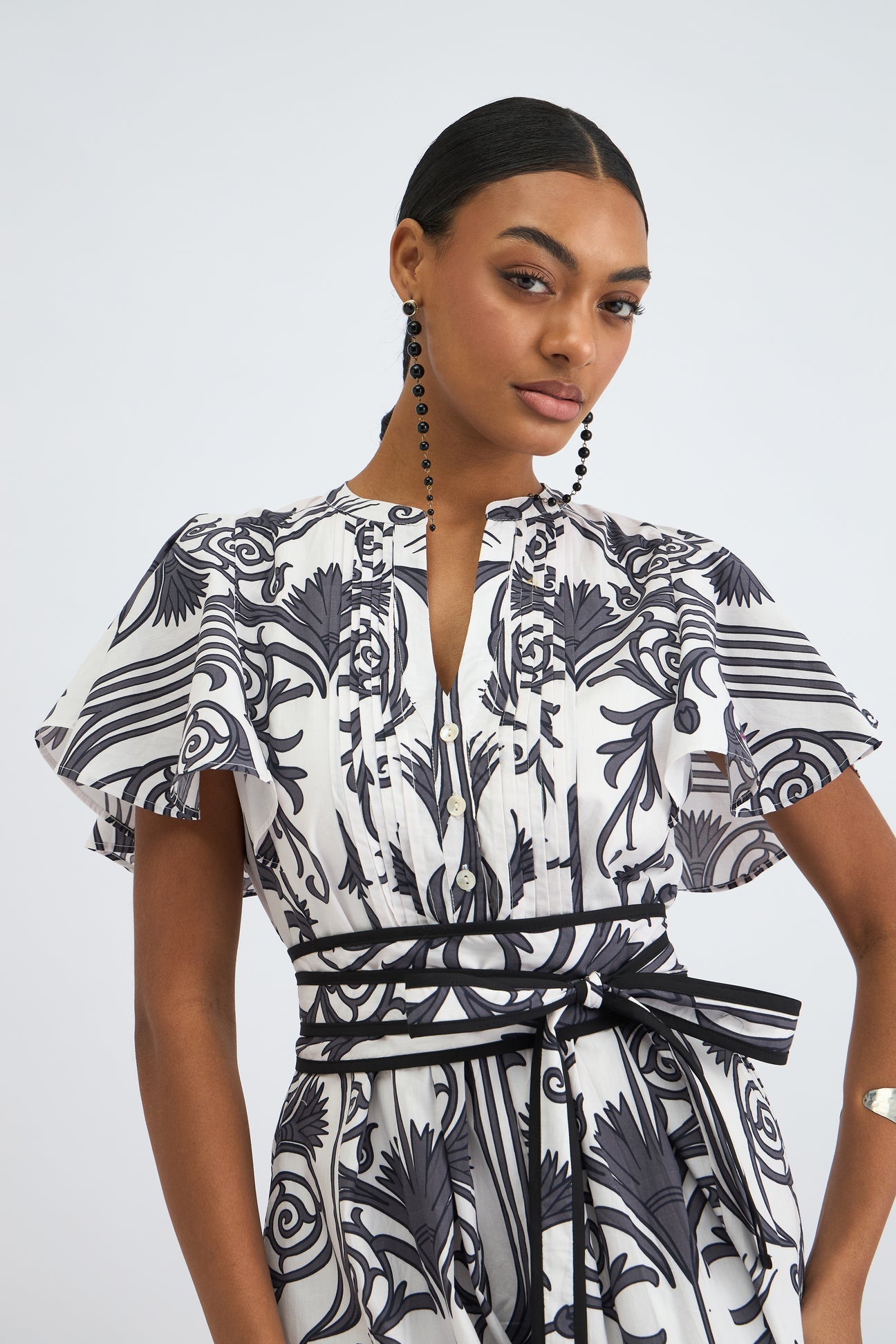 1079-beyond-by-vera-leni-dress-in-iron-veil-charcoal-1