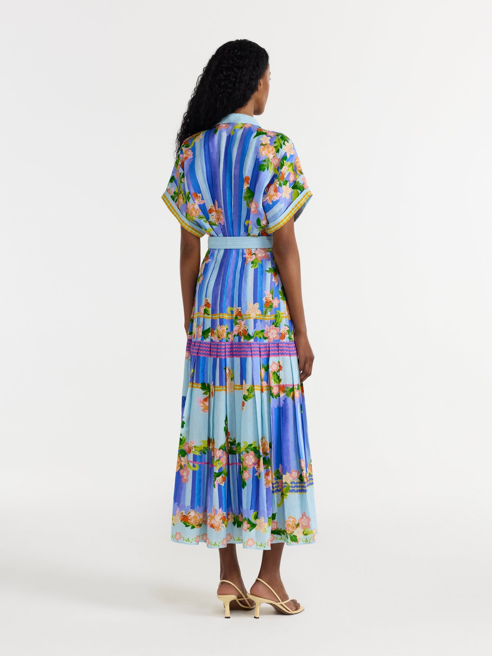 10833-saloni-riya-b-dress-in-floral-river-1