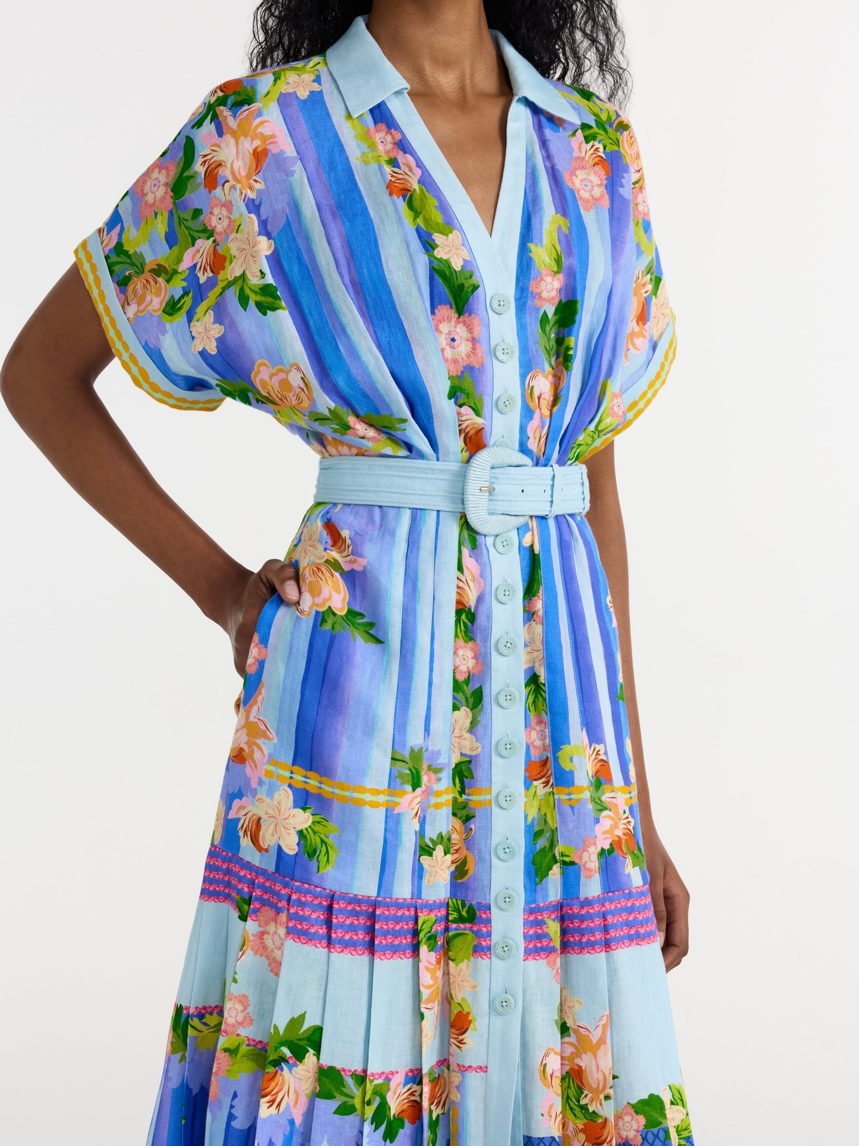 10833-saloni-riya-b-dress-in-floral-river-1