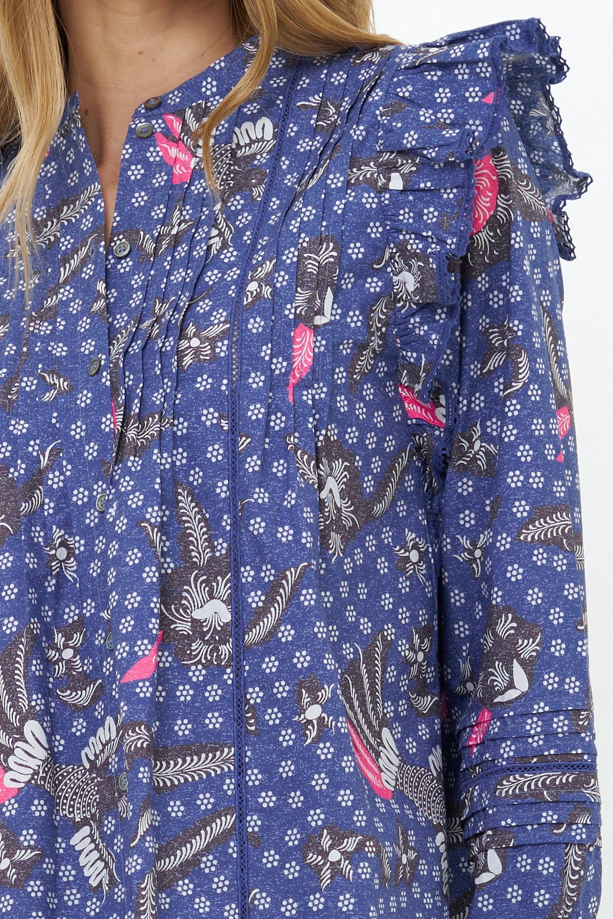 1130N-oliphant-auora-top-in-bali-navy-1