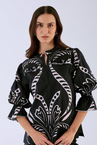 1142-beyond-by-vera-stella-top-in-fountain -black-1