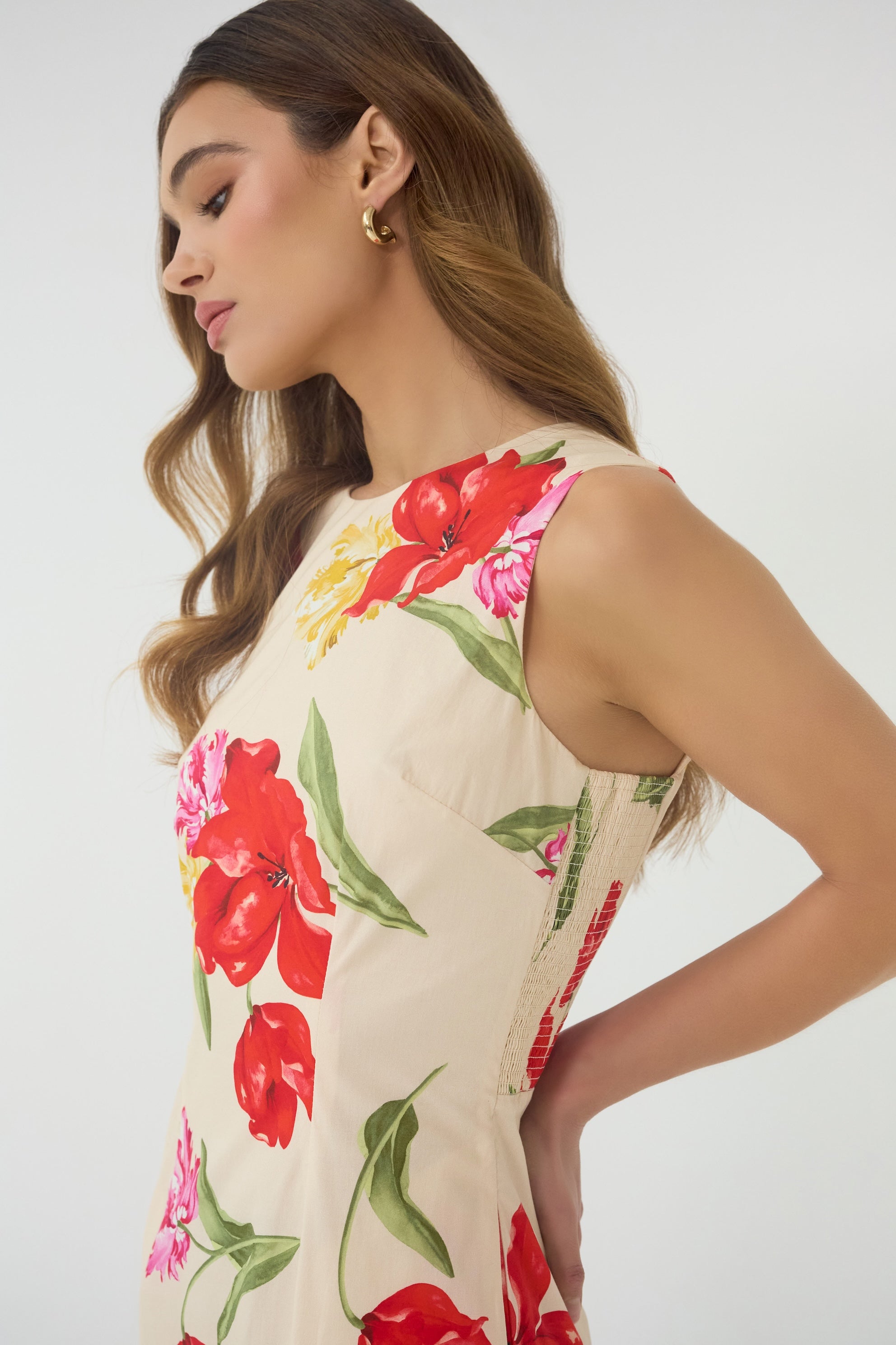 11733-hutch-janesta-dress-in-watercolor-rococo-bouquet-1