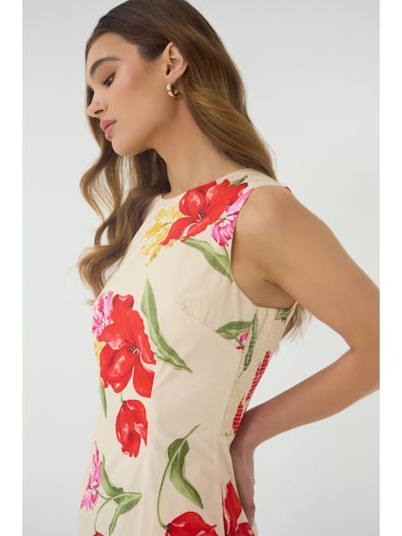 11733-hutch-janesta-dress-in-watercolor-rococo-bouquet-1