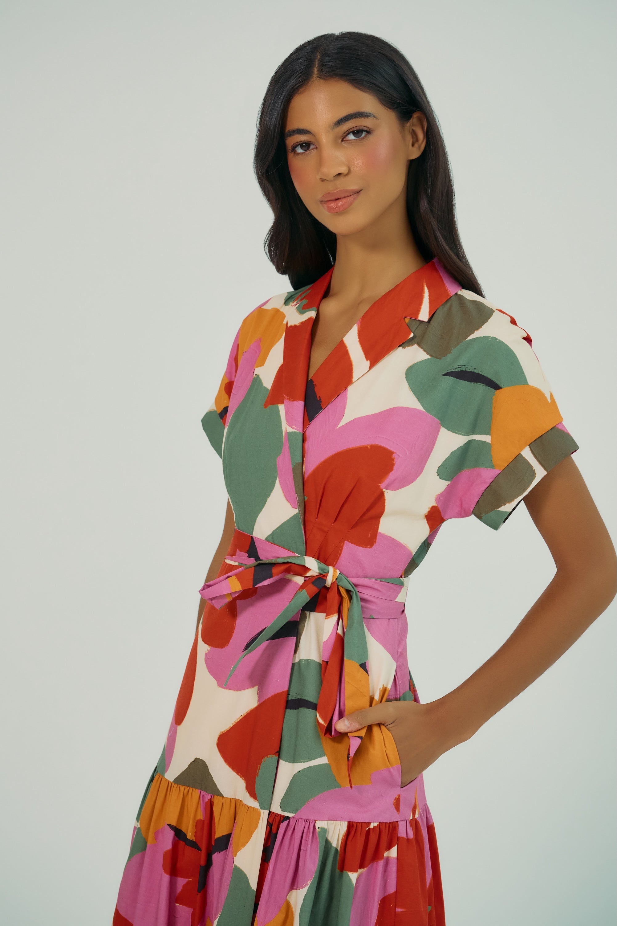 11753-hutch-overland-wrap-dress-in-brushstroke-retro-floral-1