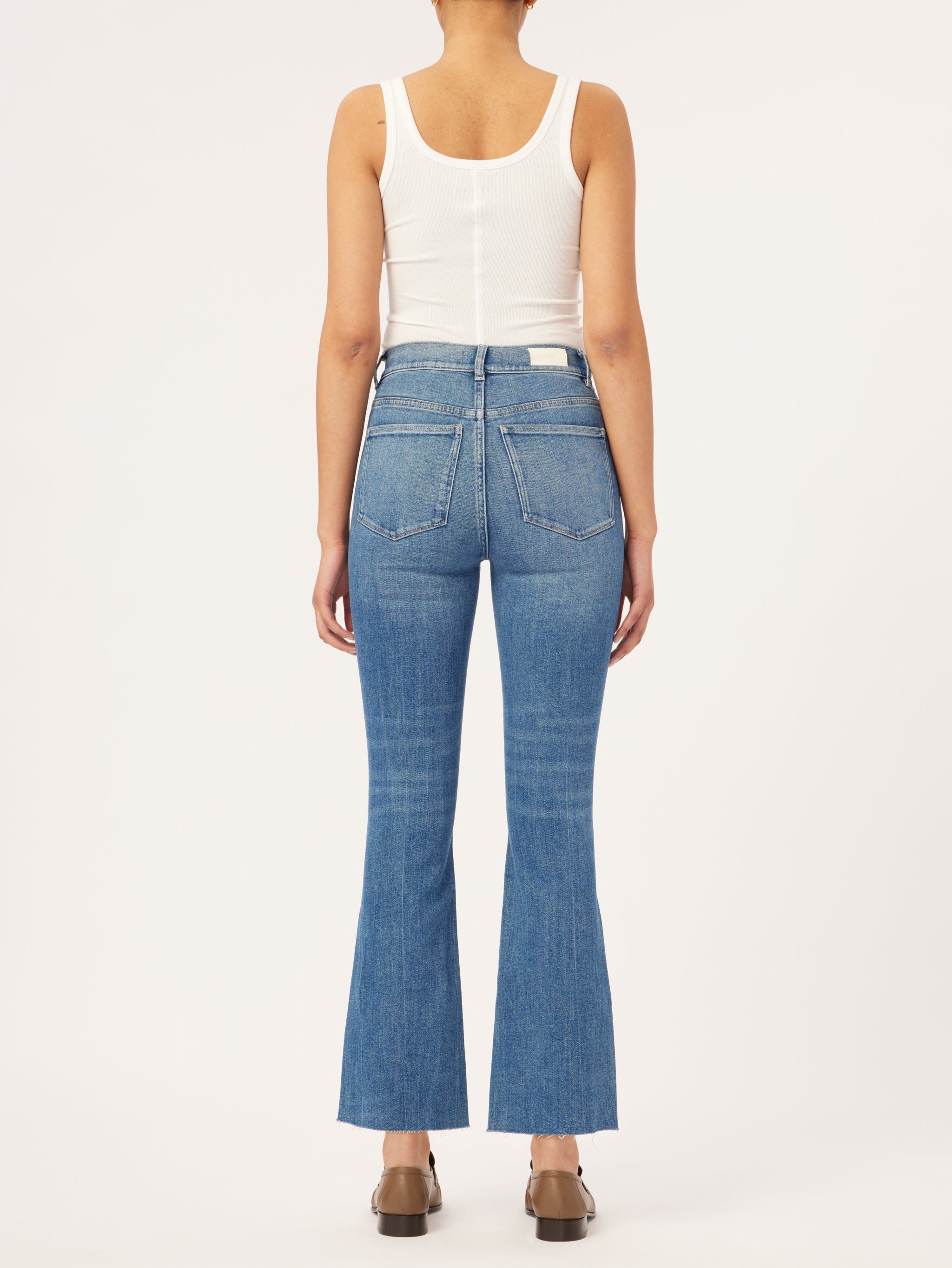 13523-DL1961-bridget-boot-cropped-jean-in-island-park-3