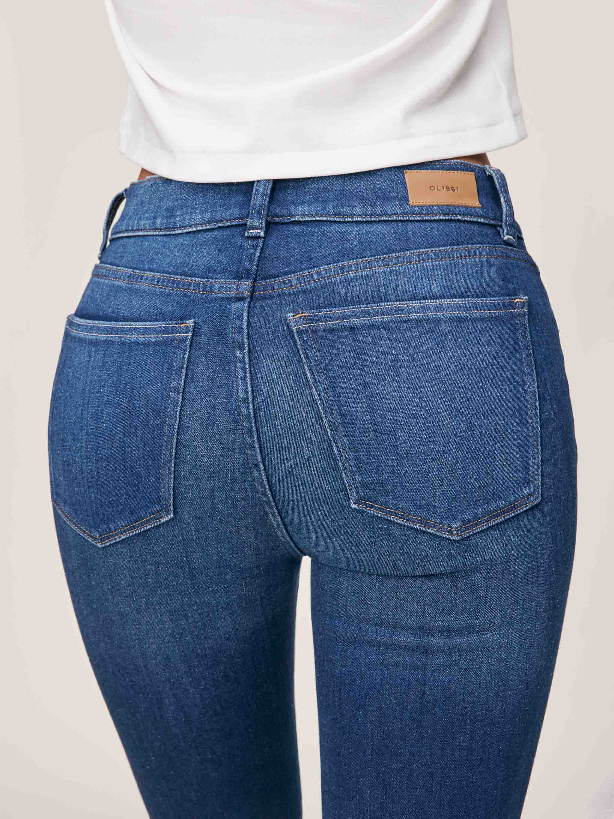 14027-DL1961-mara-straight-mid-rise-denim-in-santa-monica-1