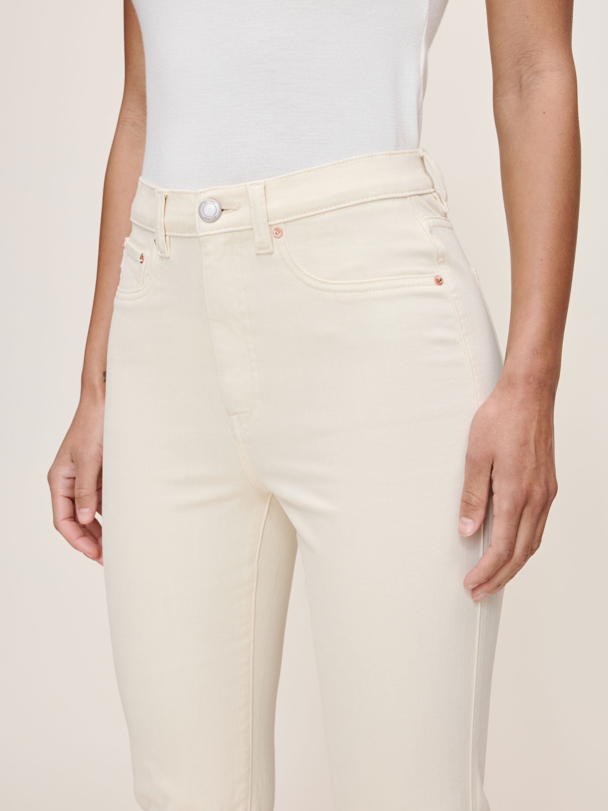 14229-dl1961-kristy-cigarette-denim-in-ecru-5