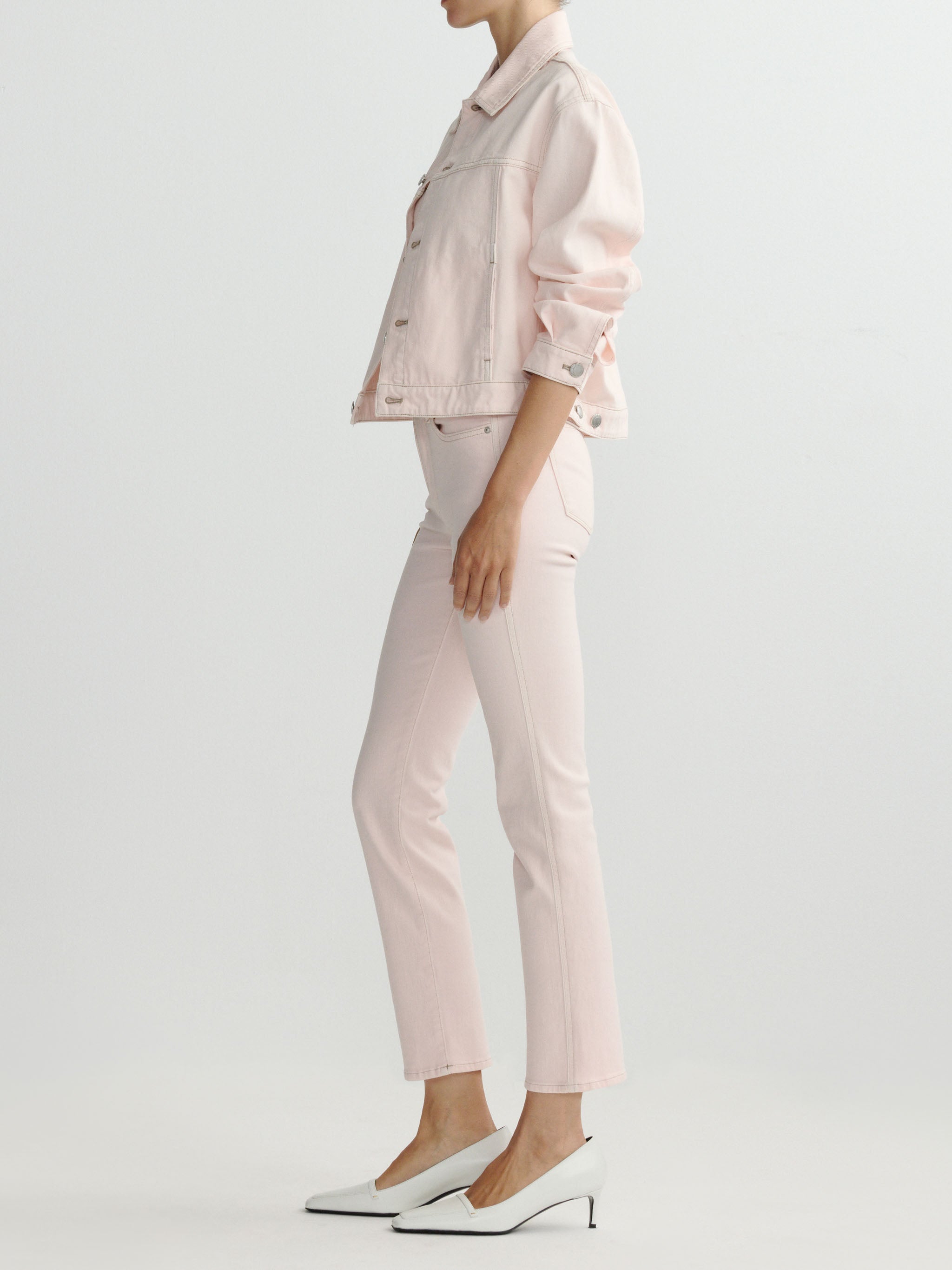 14262-DL1961-mara-straight-mid-rise-ankle-hem-jean-in-ballet-1