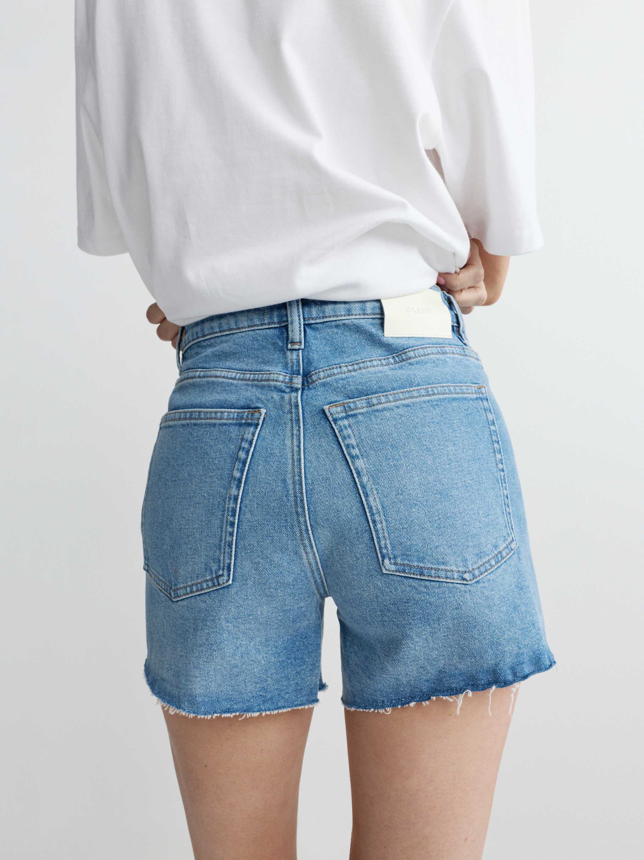 14328-DL1961-zoie-denim-short-in-cruise-1