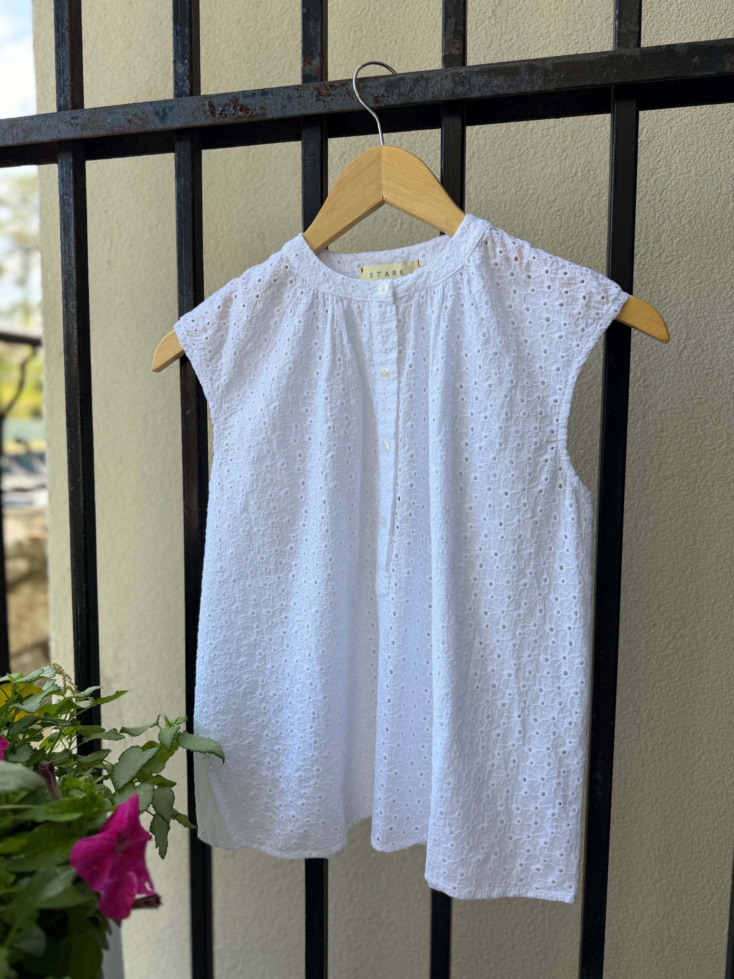 1476XEYE-stark-x-mila-top-in-white-1