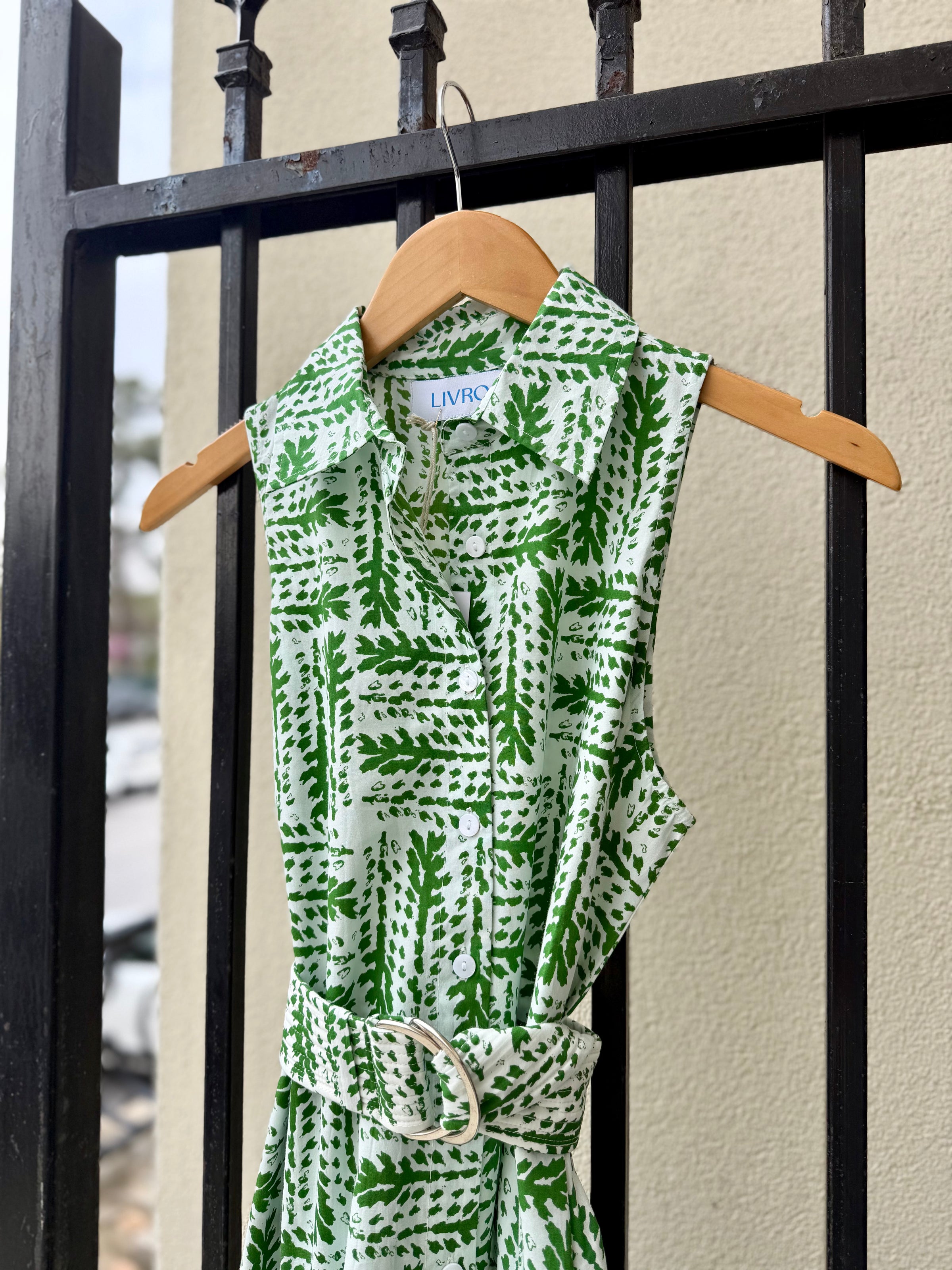 15125812838560-livro-field-dress-in-sweetgrass-1