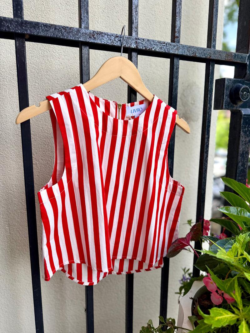 15195503755424-livro-crop-top-in-red-stripes-1