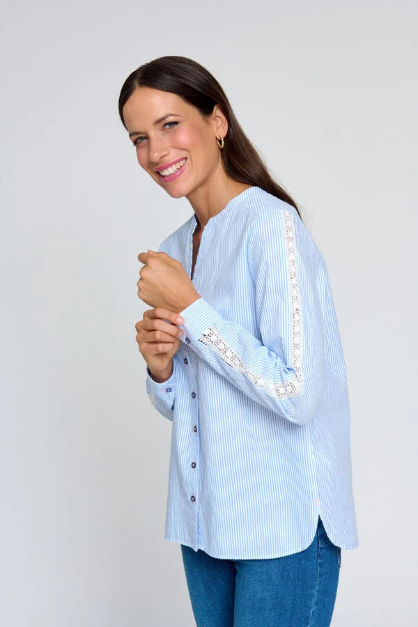 Granado Shirt in Light Blue Stripe