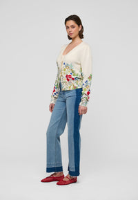1940126-dea-kudibal-malinas-sweater-in-floral-1