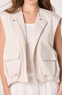 19424-astr-the-label-radley-oversized-cargo-zip-vest-in-bone-1