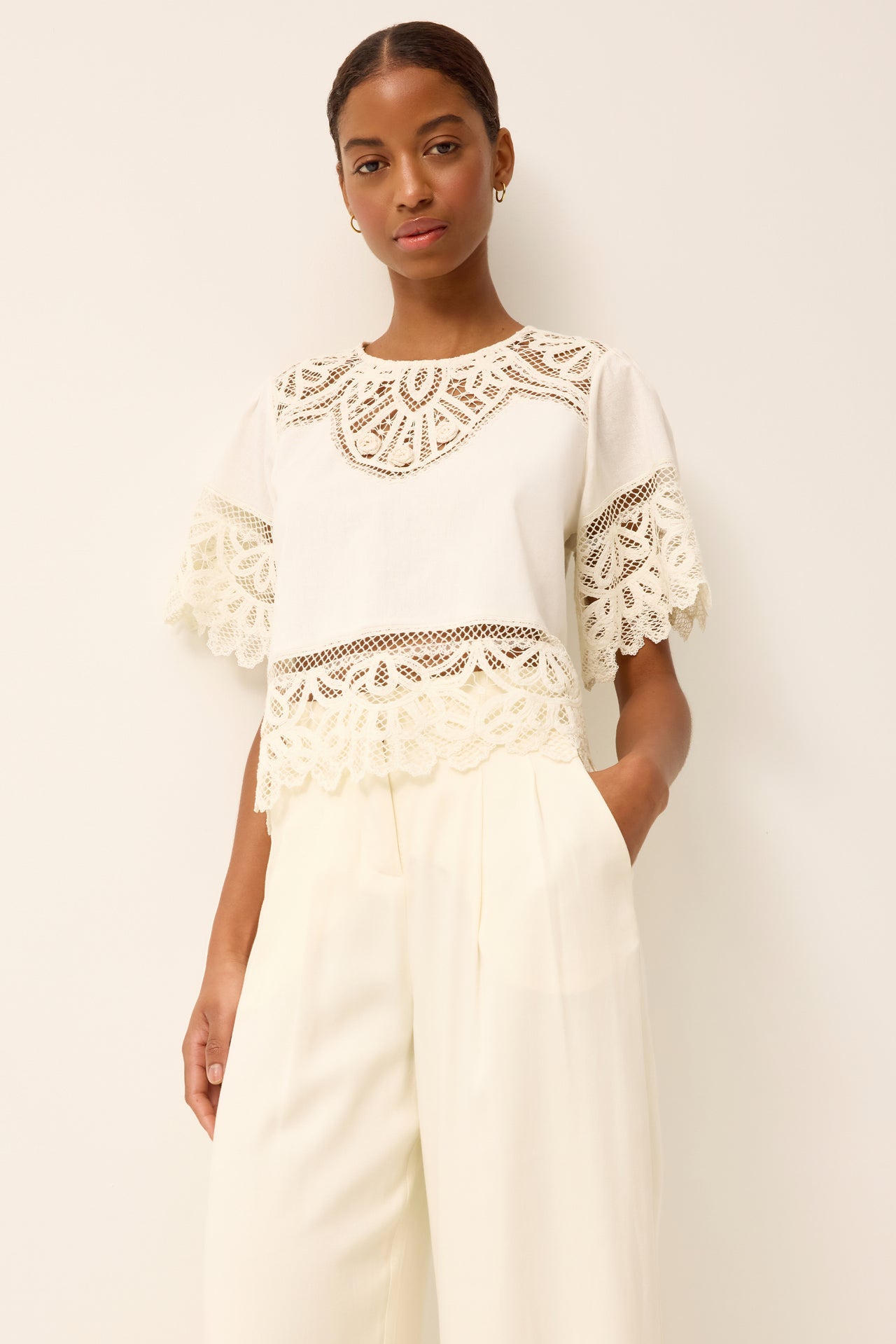 1Q16-355-100-marie-oliver-kourt-top-in-egret-1