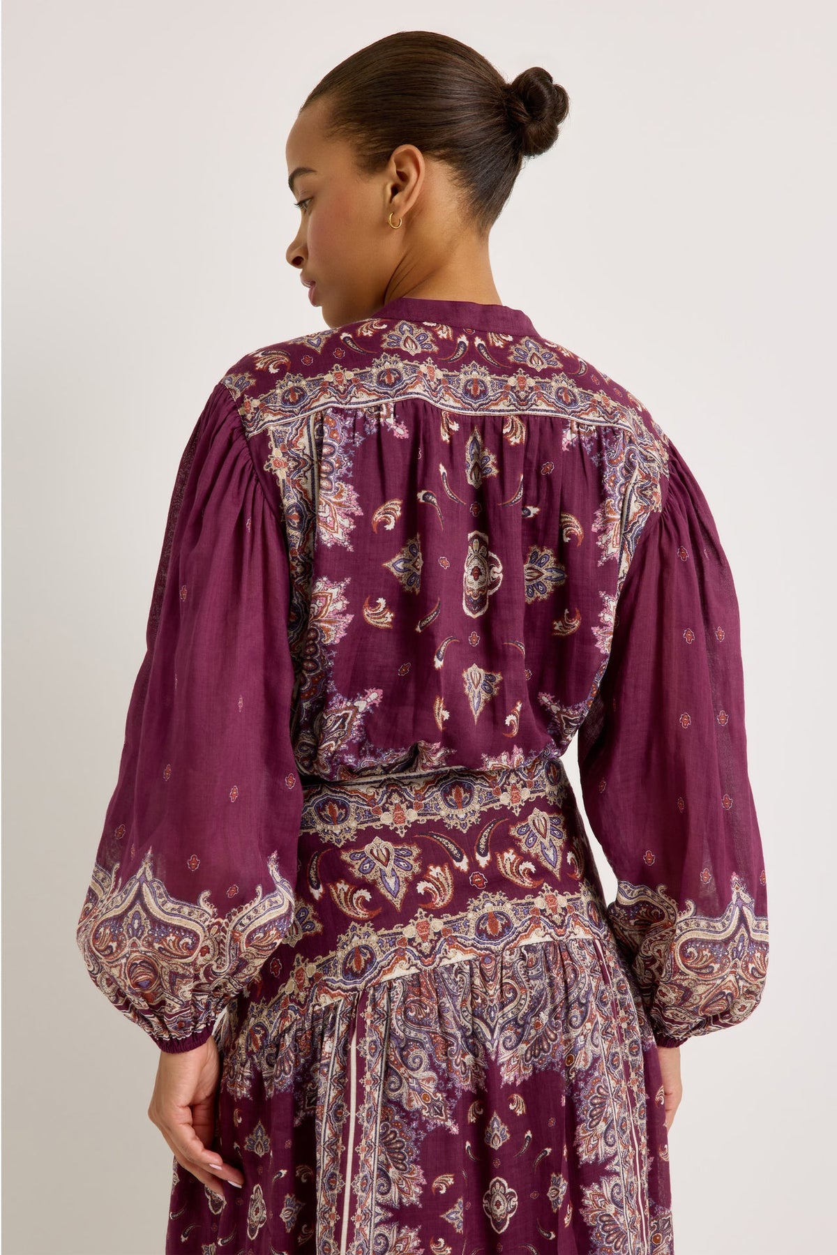 1R17-377-233-Marie-Oliver-rhiannon-top-majesty-1