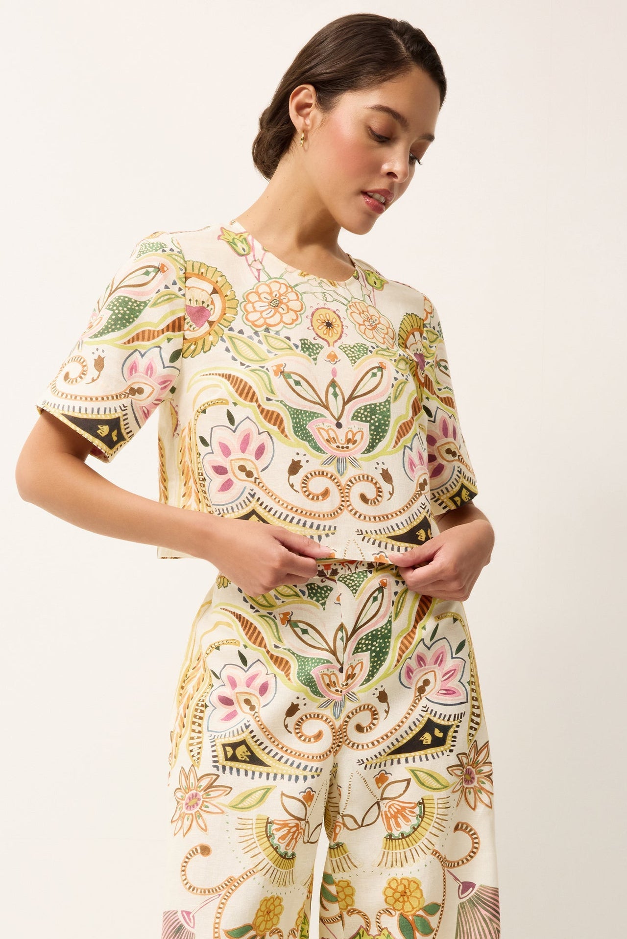 1U15-245-208A-marie-oliver-drew-top-in-haven-3