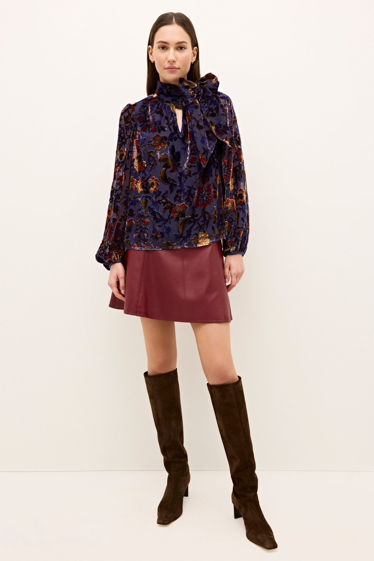 1V14-305-307A-marie-oliver-vivianne-blouse-jacobean-1