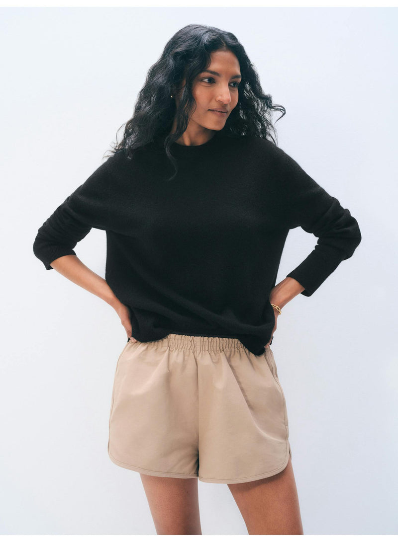 21085-white-and-warren-cashmere-crew-sweater-in-black-1