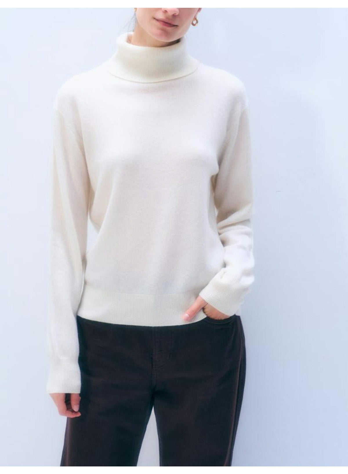 21368-White-Warren-cashmere-easy-turtleneck-sweater-natural-heather-1