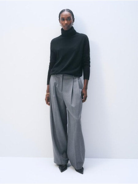 21368 BLK-white-and-warren-rib-trim-turtleneck-in-black-1