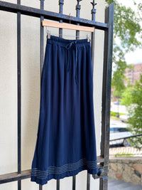 2148-caydn-robin-maxi-skirt-in-navy-1