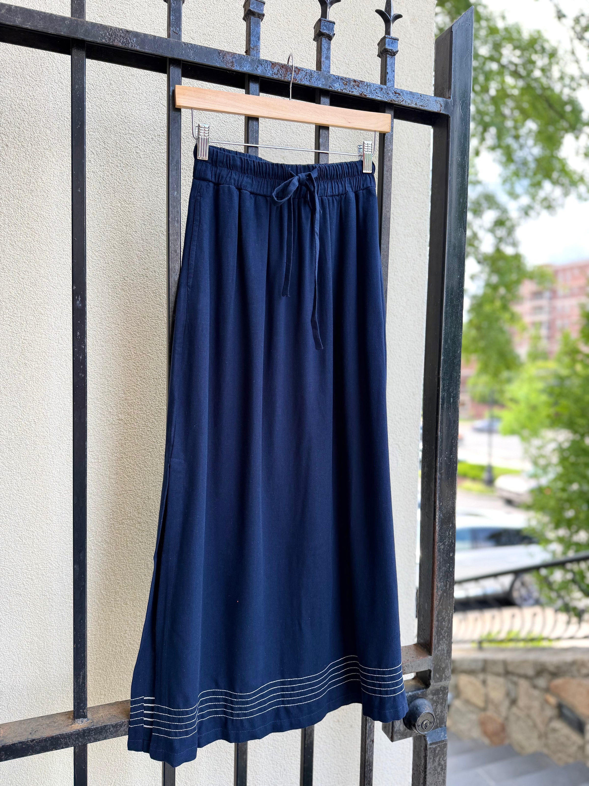2148-caydn-robin-maxi-skirt-in-navy-1