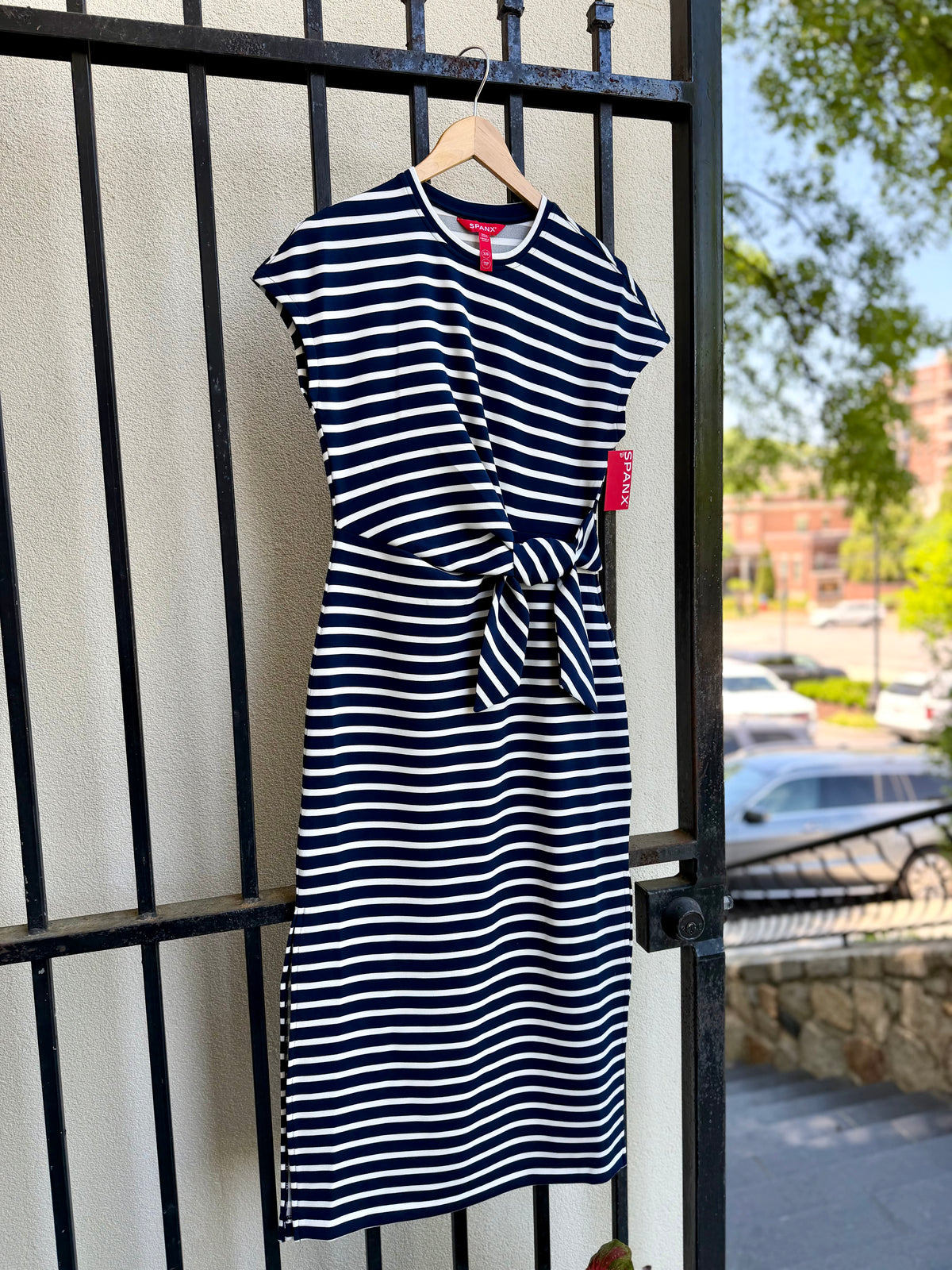 21619R-spanx-airessentials-tie-waist-maxi-dress-in-yacht-stripe-navy-1
