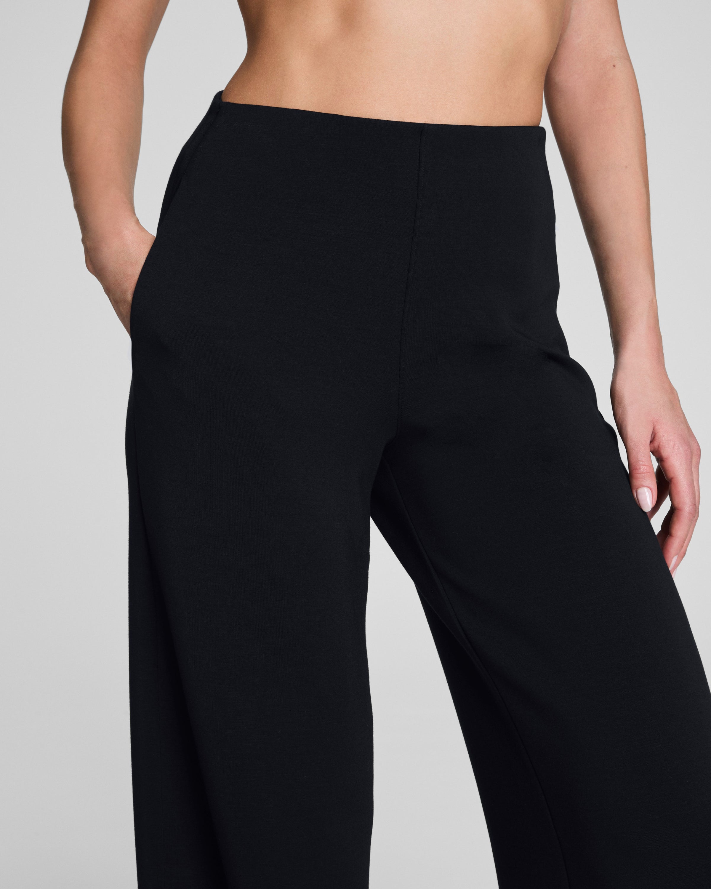 Spanx AirEssentials Zero Waistband Wide Leg Pant in Black – Poppy's of Atlanta Spanx AirEssentials Zero Waistband Wide Leg Pant in Black – Poppy's of Atlanta