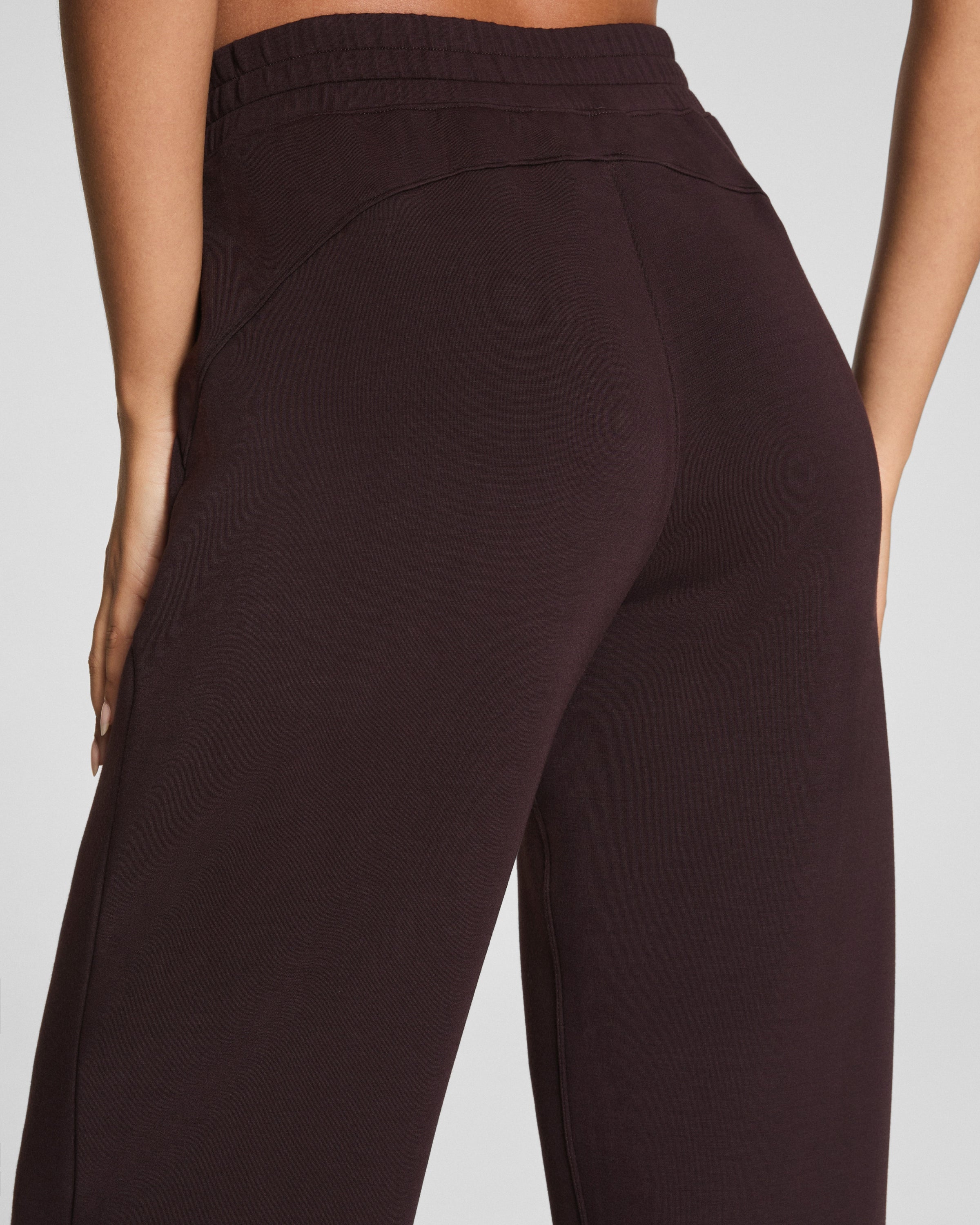 21793R-spanx-slim-straight-pant-truffle-brown-1