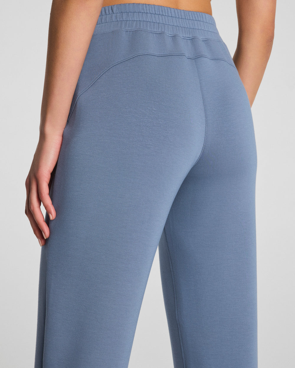 21793r-spanx-slim-straigh-pant-rain-1