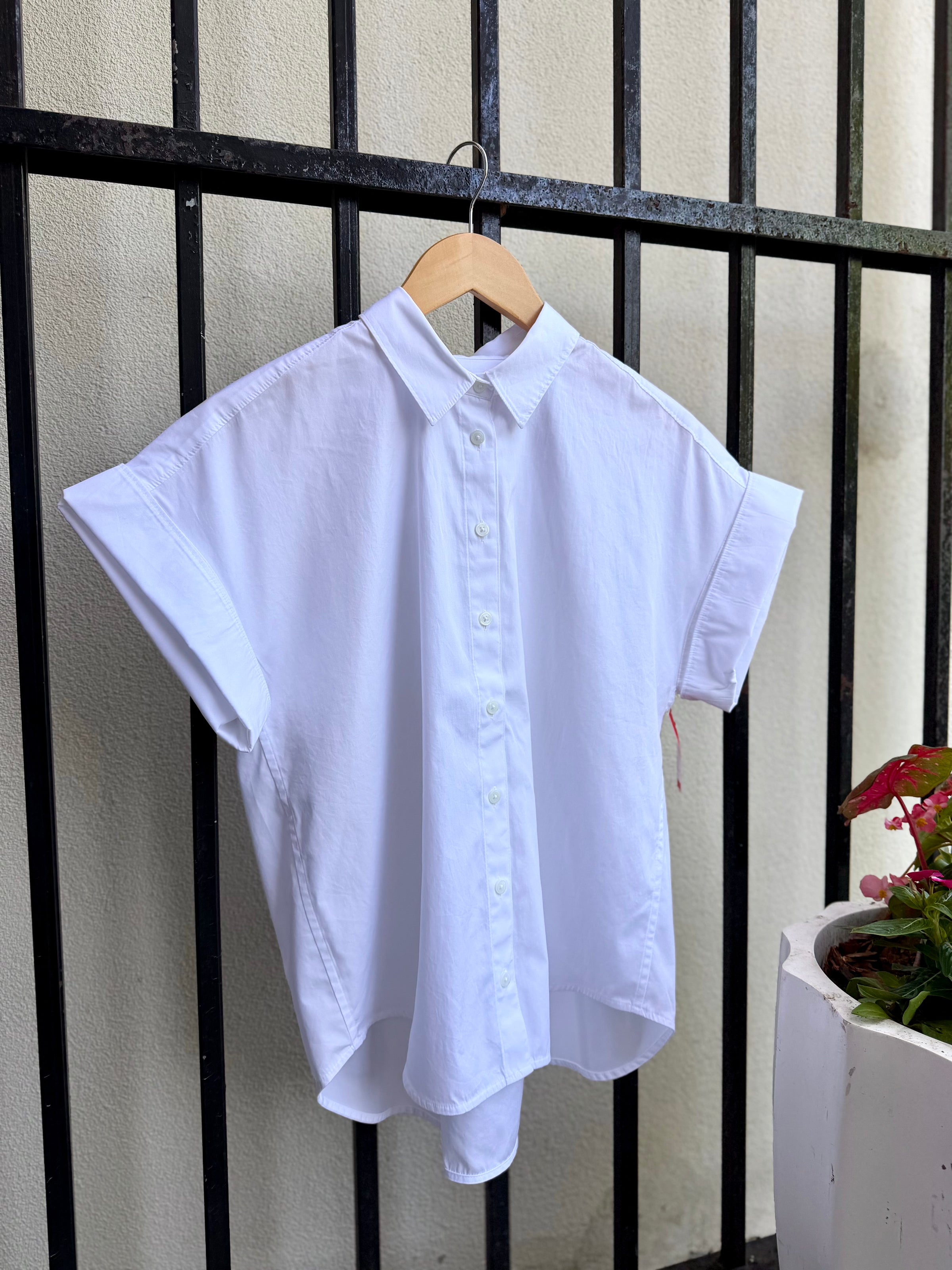 21874R-spanx-poplin-oversized-button-down-top-in-classic-white-1