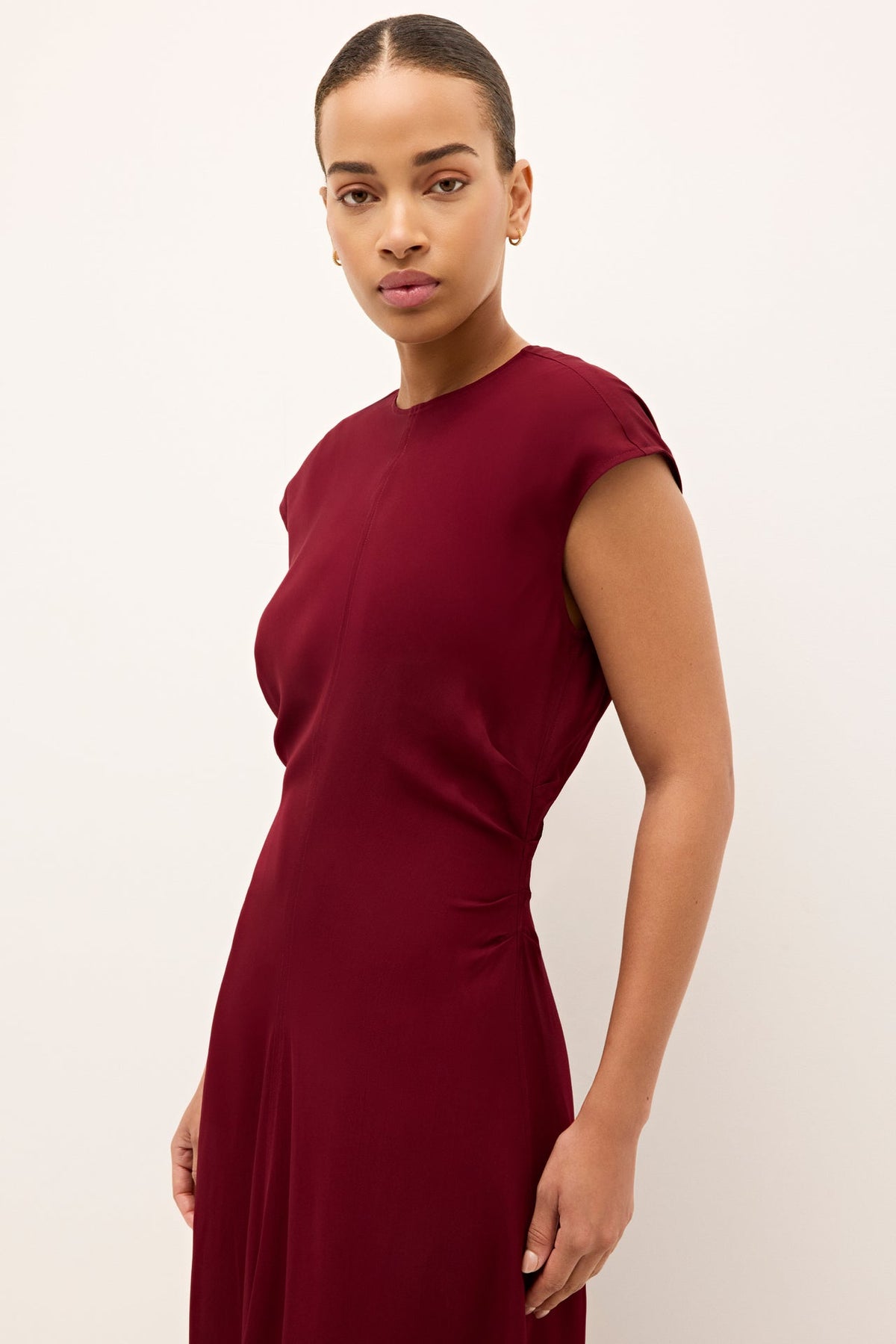 2220-143-105-marie-oliver-zuri-dress-in-port-1