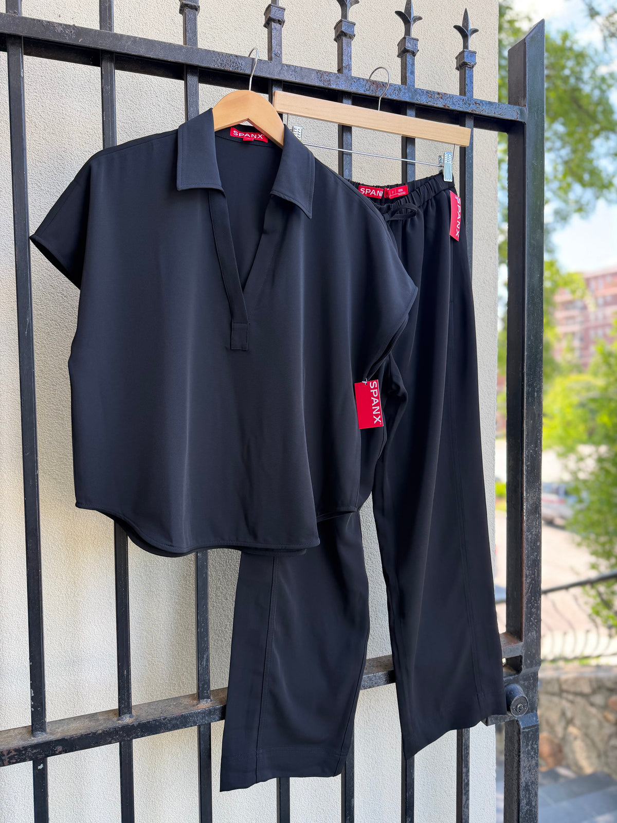 22825R-spanx-carry-on-collared-tee-in-classic-black-1