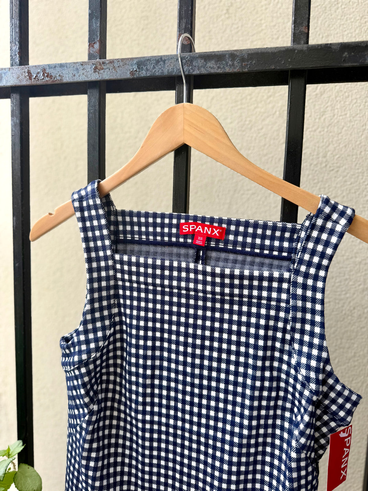 22832R-spanx-ponte-jacquard-square-neck-top-in-gingham-1