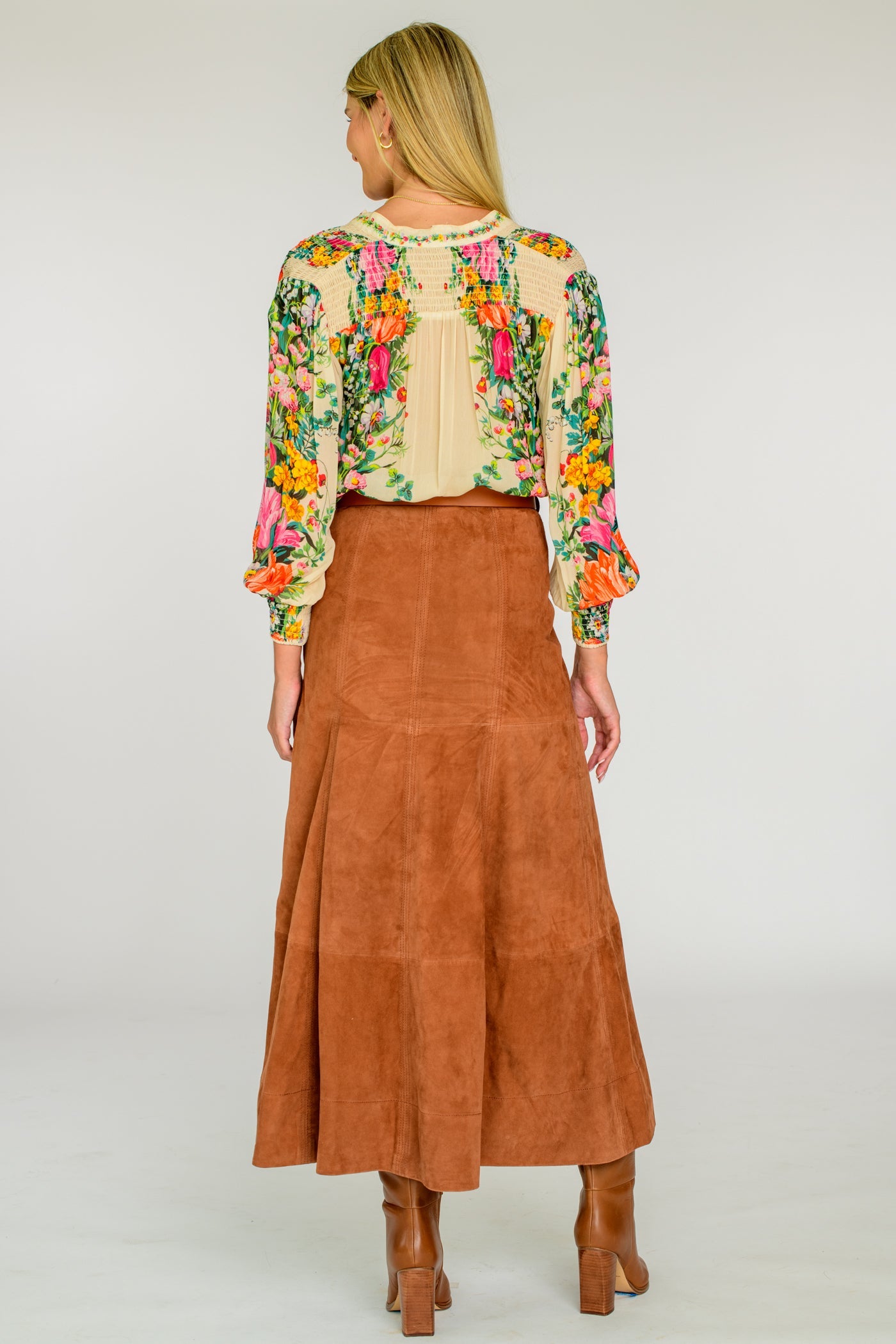 242255-elizabeth-james-emily-top-centerpiece-ivory-1