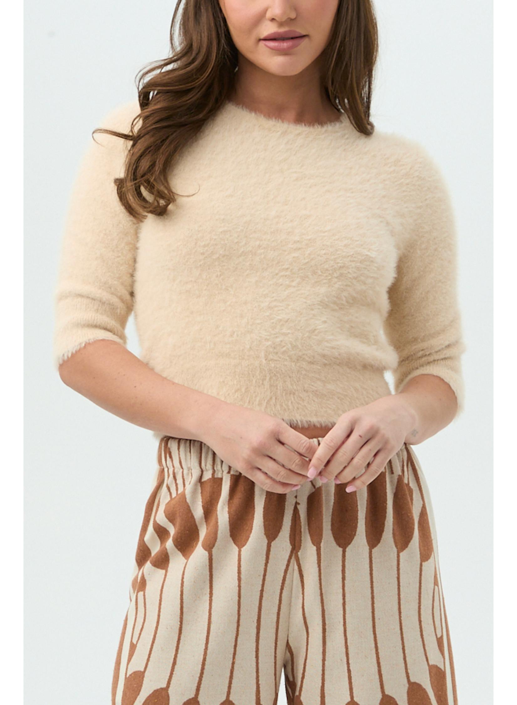 2507900OL1-trina-turk-malilah-sweater-in-poplar-1