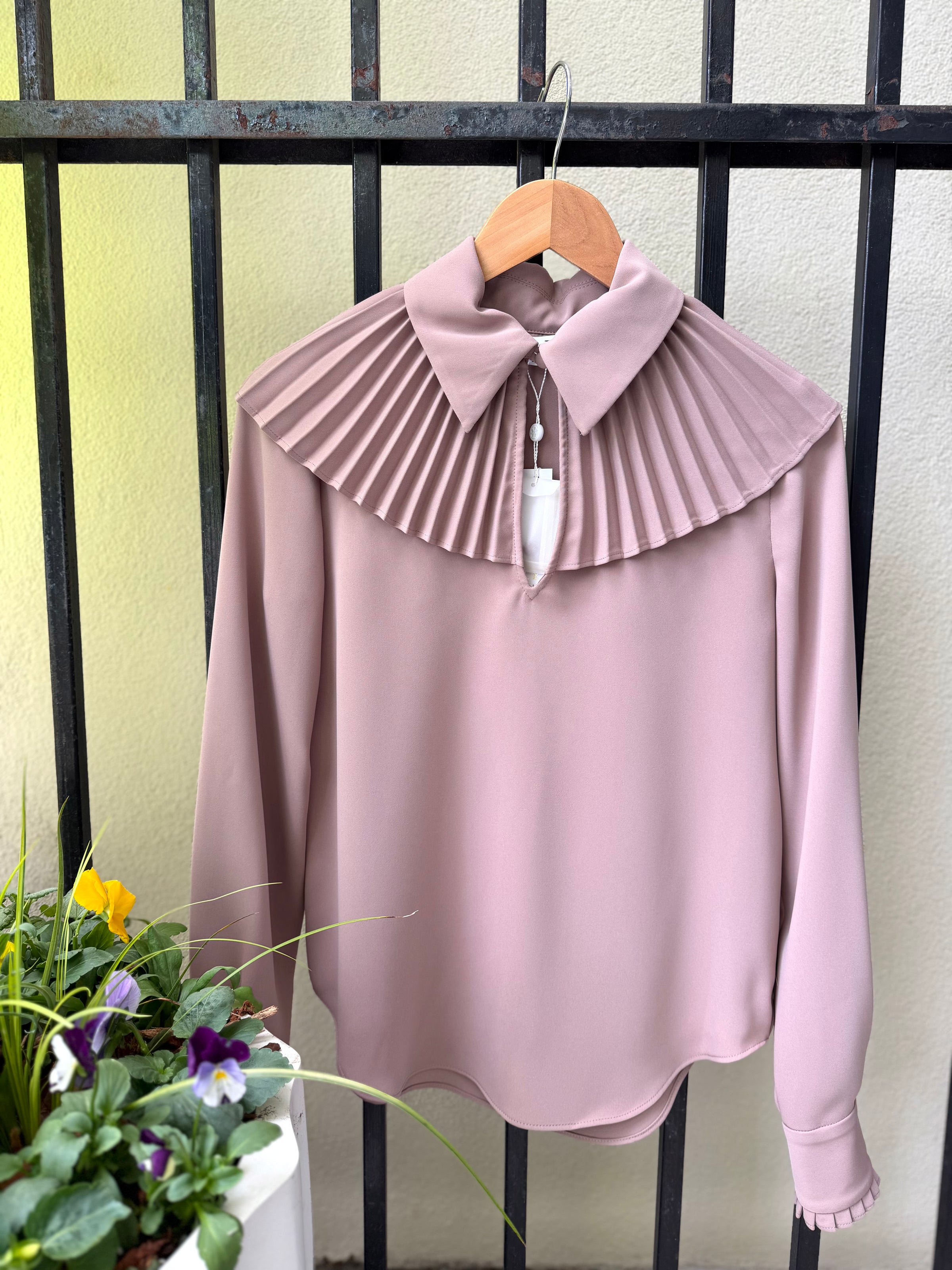 2510100GG-trina-turk-windmill-top-in-boudoir-beige-1