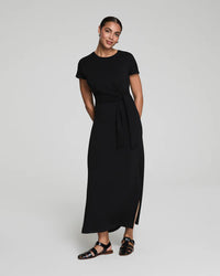 259418-spanx-air-essentias-tie-waist-maxi-dress-in-very-black-1