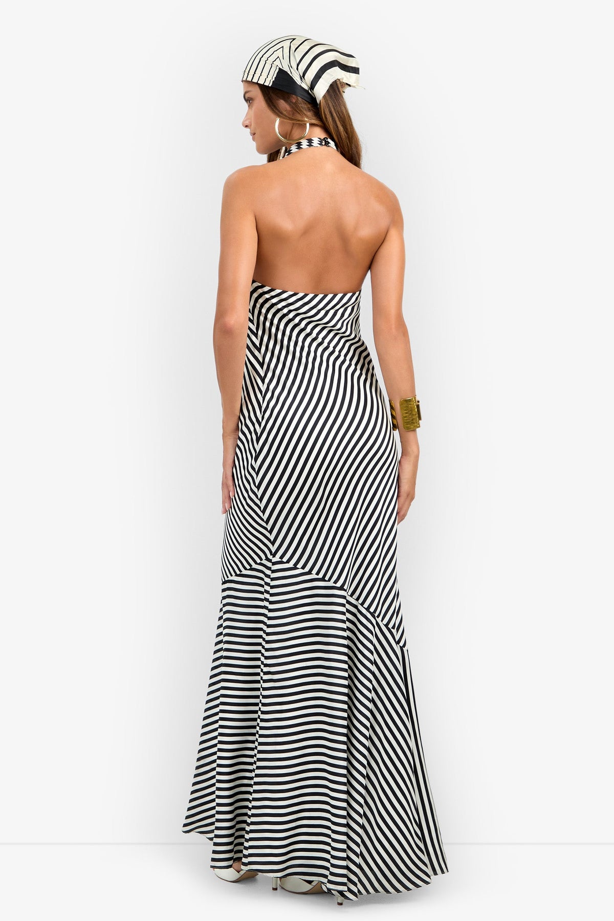 2609319PH1-Trina-Turk-lady-dress-black-winter-white-1