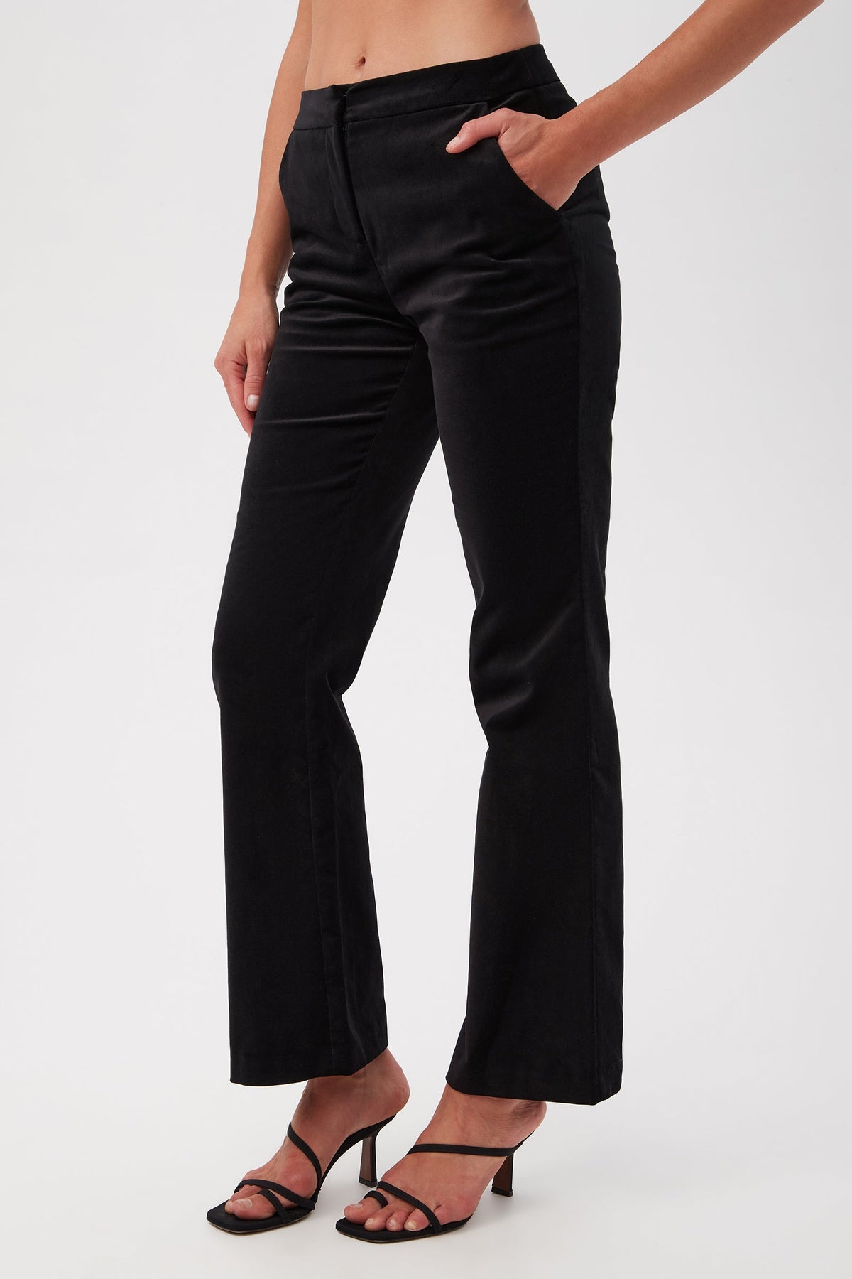 2609502VL1-Trina-Turk-westport-velveteen-crop-pant-black-1