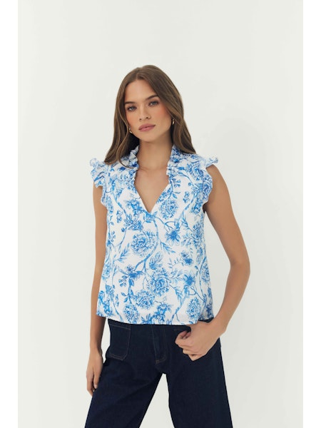 2683-hutch-brenna-top-in-white-blue-inked-chinoiserie-1