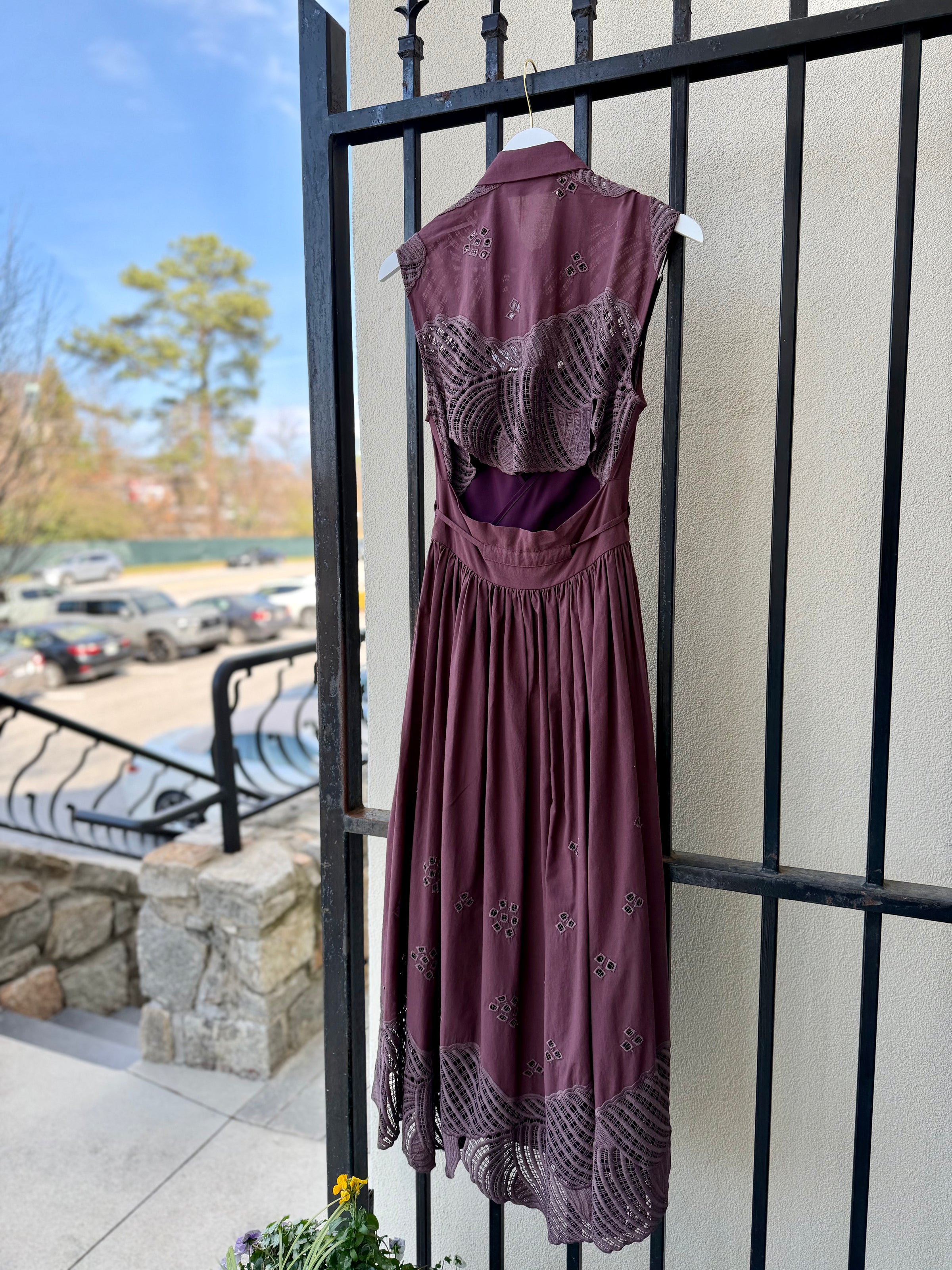 26FE6675RI918-beatrice-embroidered-shirt-dress-in-burgundy-1