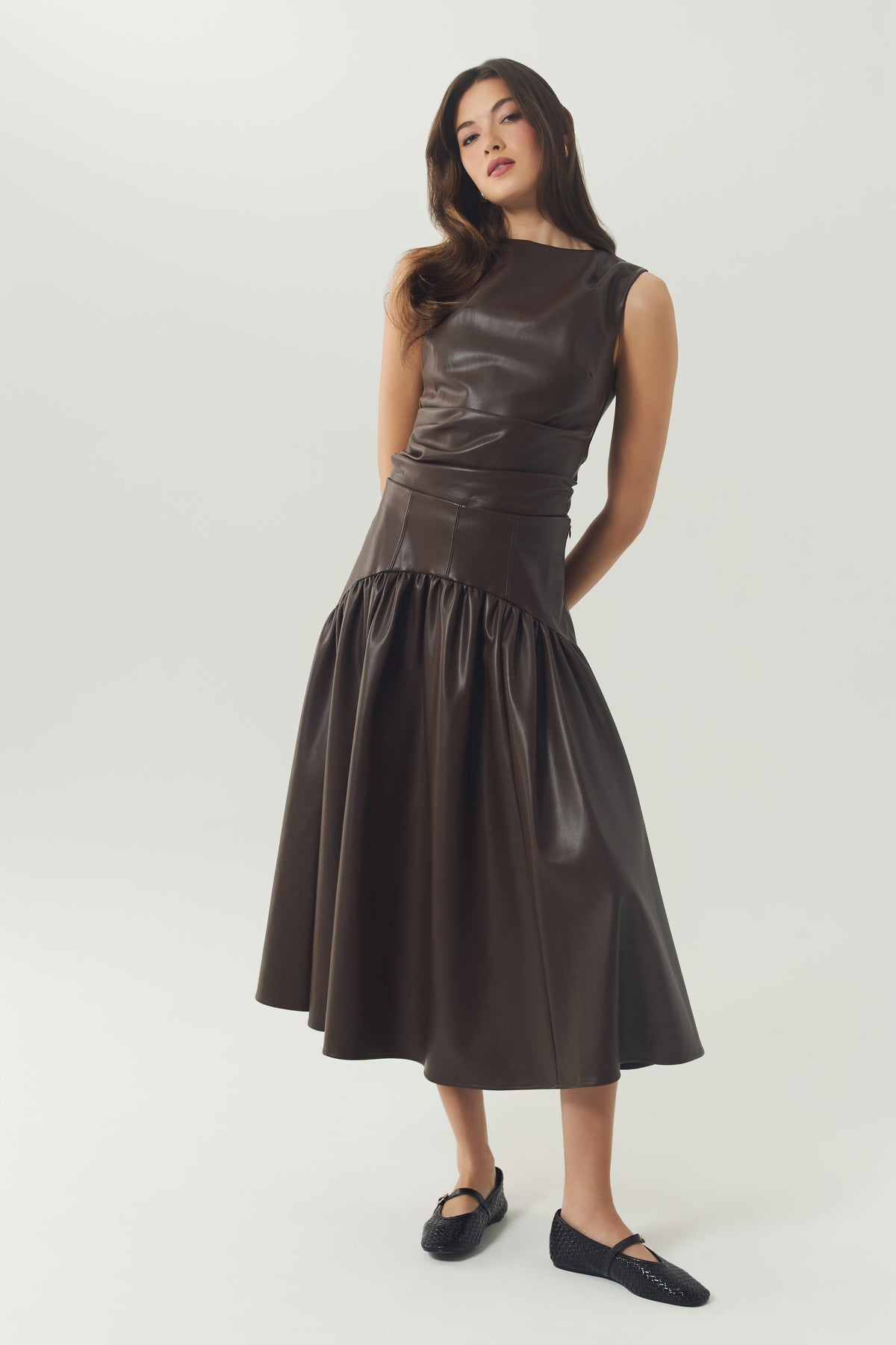 2707529D-Hutch-amber-top-brown-1